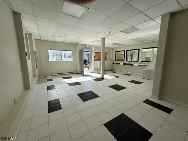 Englewood City, NJ 07631,191 1St St