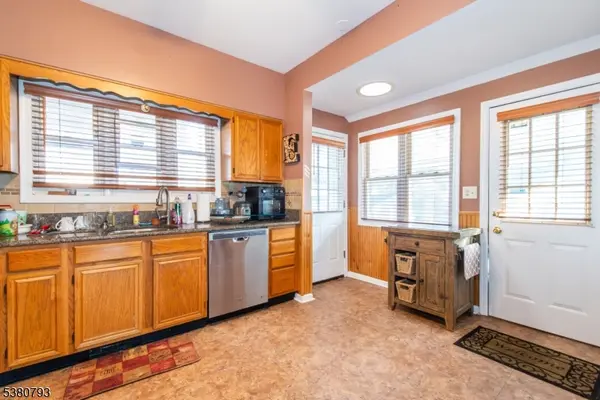 Pompton Lakes Boro, NJ 07442,27-29 Willard