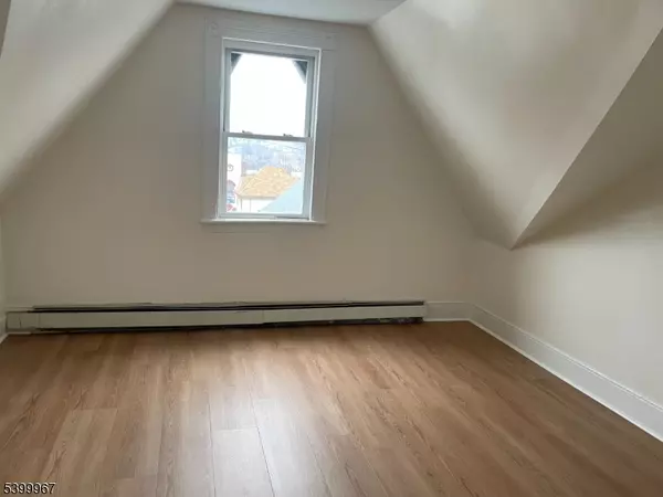 Paterson City, NJ 07524,87 Butler St