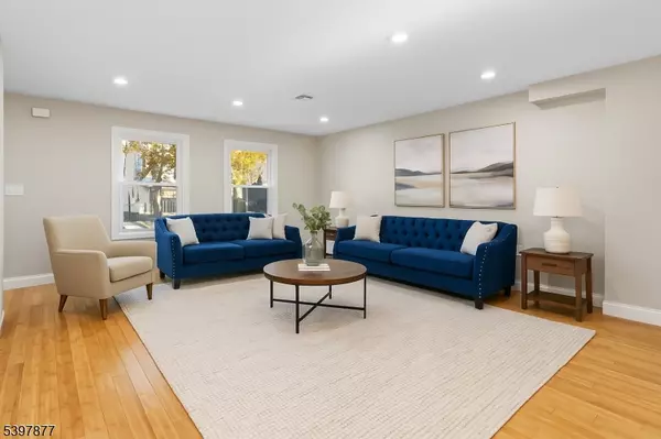 Paterson City, NJ 07522,208 N 1St St