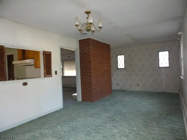 Ramsey Boro, NJ 07446,89 Church St