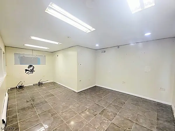 560 E 18Th St, Paterson City, NJ 07514