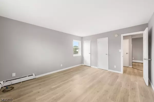 Middlesex Boro, NJ 08846,47B Gramercy Gdns #B