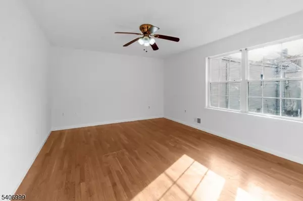 Elizabeth City, NJ 07206,210 Port Ave