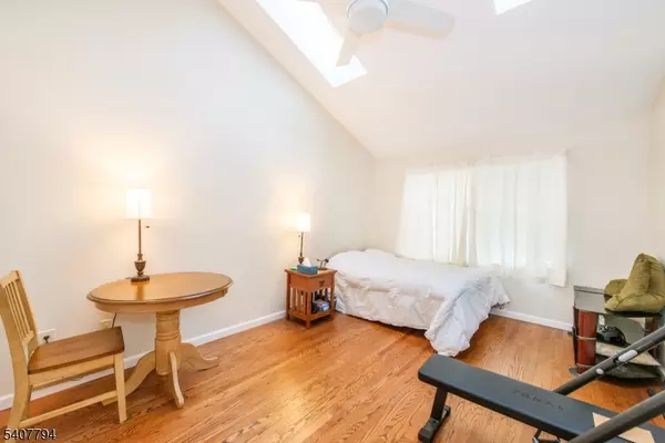 Lincoln Park Boro, NJ 07035,32 Noelle Ct