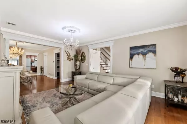 Totowa Boro, NJ 07512,190 Totowa Rd