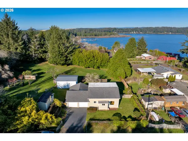 4817 LAGUNA AVE, Westlake, OR 97493