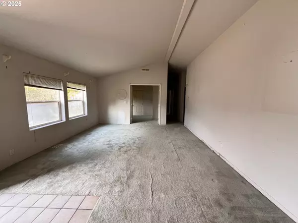 Welches, OR 97067,25482 E CEDAR GLEN LOOP