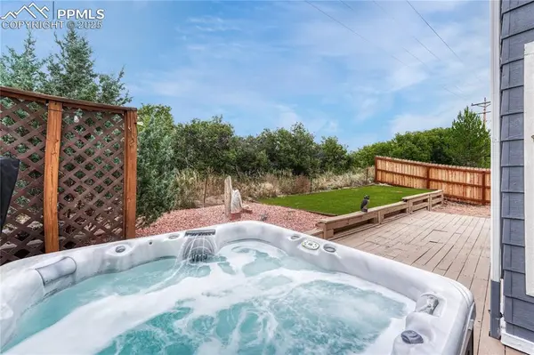 2295 Sandhurst DR, Castle Rock, CO 80104