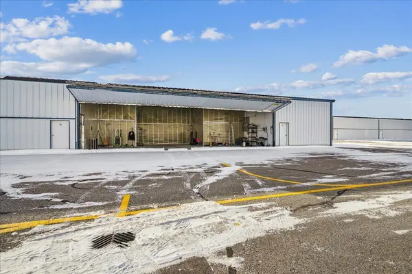 441 Aviator LN #24  Building 7, Oshawa, ON L1J 0B8