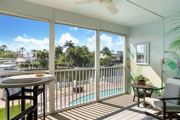 Fort Lauderdale, FL 33304,1332 Bayview Dr #203