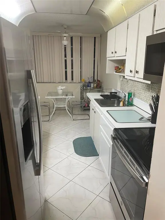 Sunny Isles Beach, FL 33160,251 174th St #220