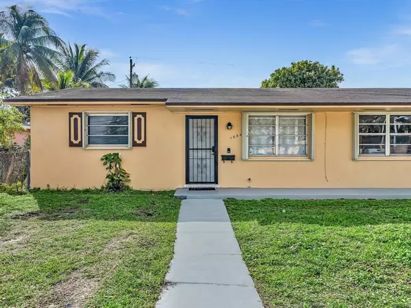 Miami, FL 33150,1052 NW 103rd St