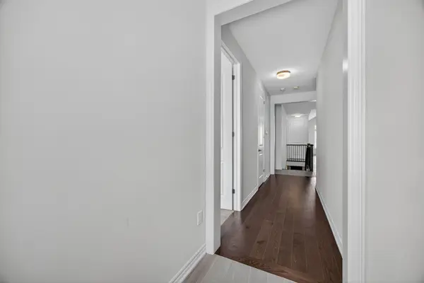 Adjala-tosorontio, ON L0G 1W0,21 Sparrow WAY