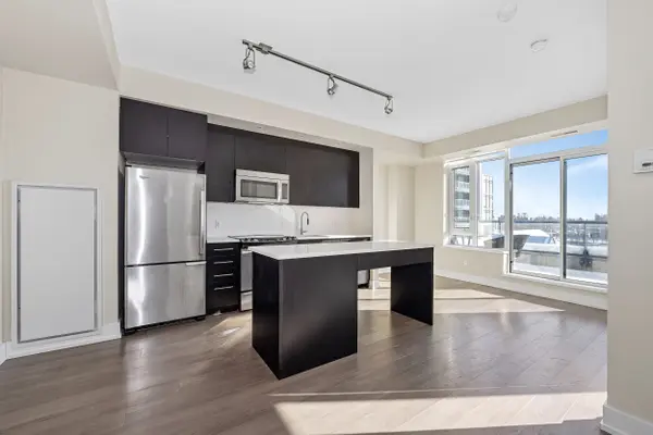 Westboro - Hampton Park, ON K1Z 0A8,360 Patricia AVE #717