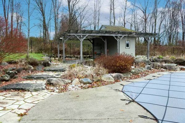 Blue Mountains, ON N0H 1J0,196 Summit View CT