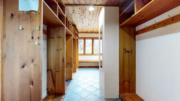 Blue Mountains, ON N0H 1J0,196 Summit View CT