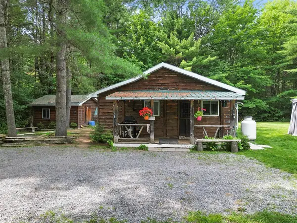 Frontenac, ON K0H 2G0,1151 Harlowe Road, R.R. #1 N/A