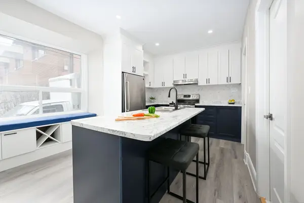 Hamilton, ON L8C 6C3,31 GREENAWAY AVE AVE