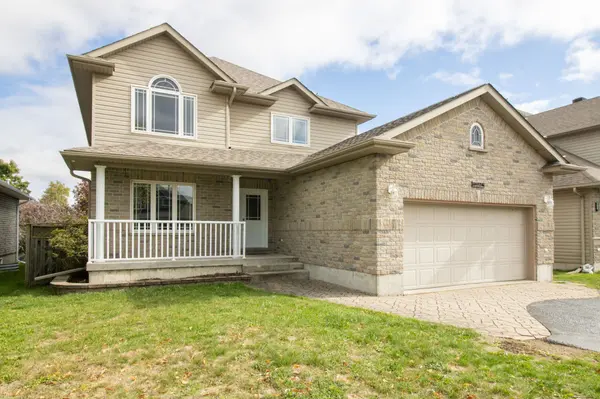 Brockville, ON K6V 7N1,1009 Crestwood DR