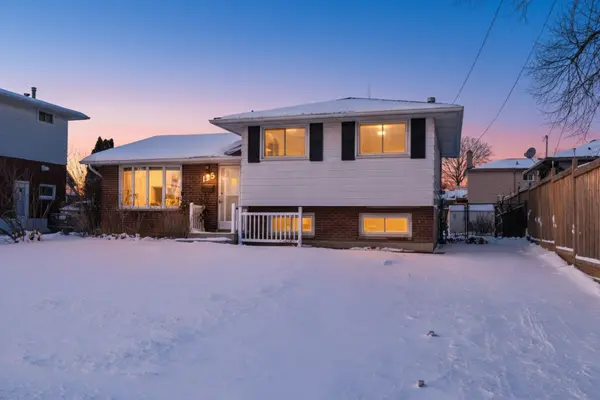 Hamilton, ON L8H 2M6,123 Woodman DR N