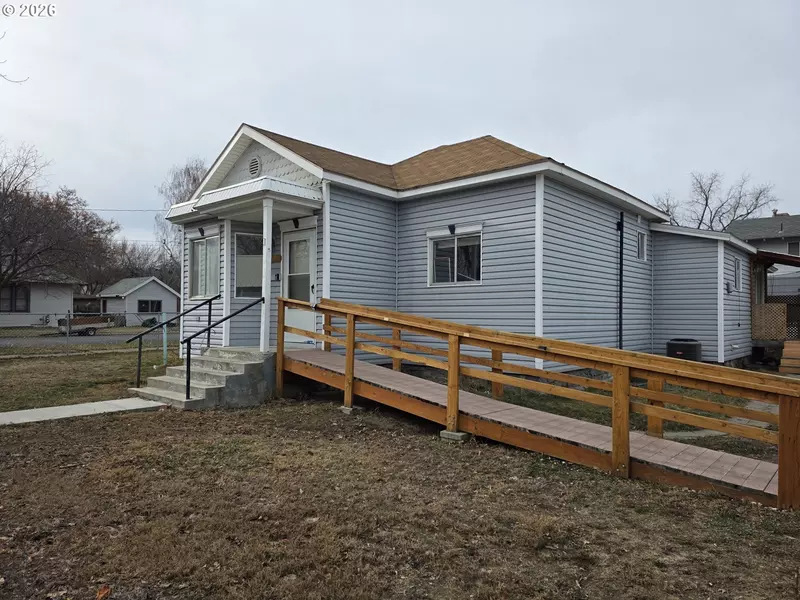 2707 3RD ST, Baker City, OR 97814