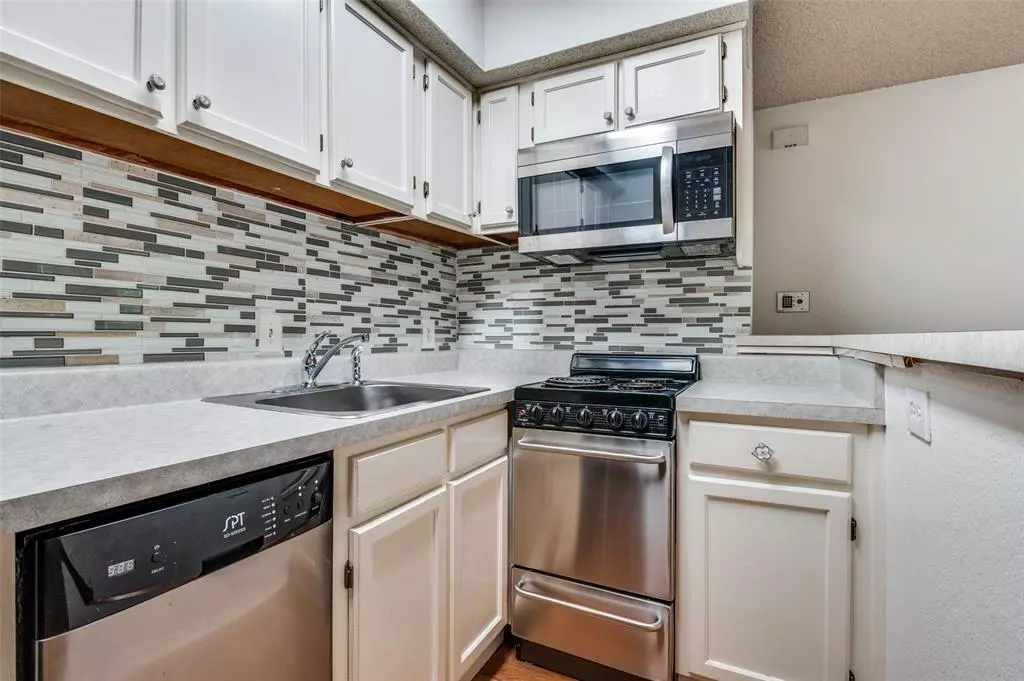 Arlington, TX 76006,2311 Basil Drive #C304