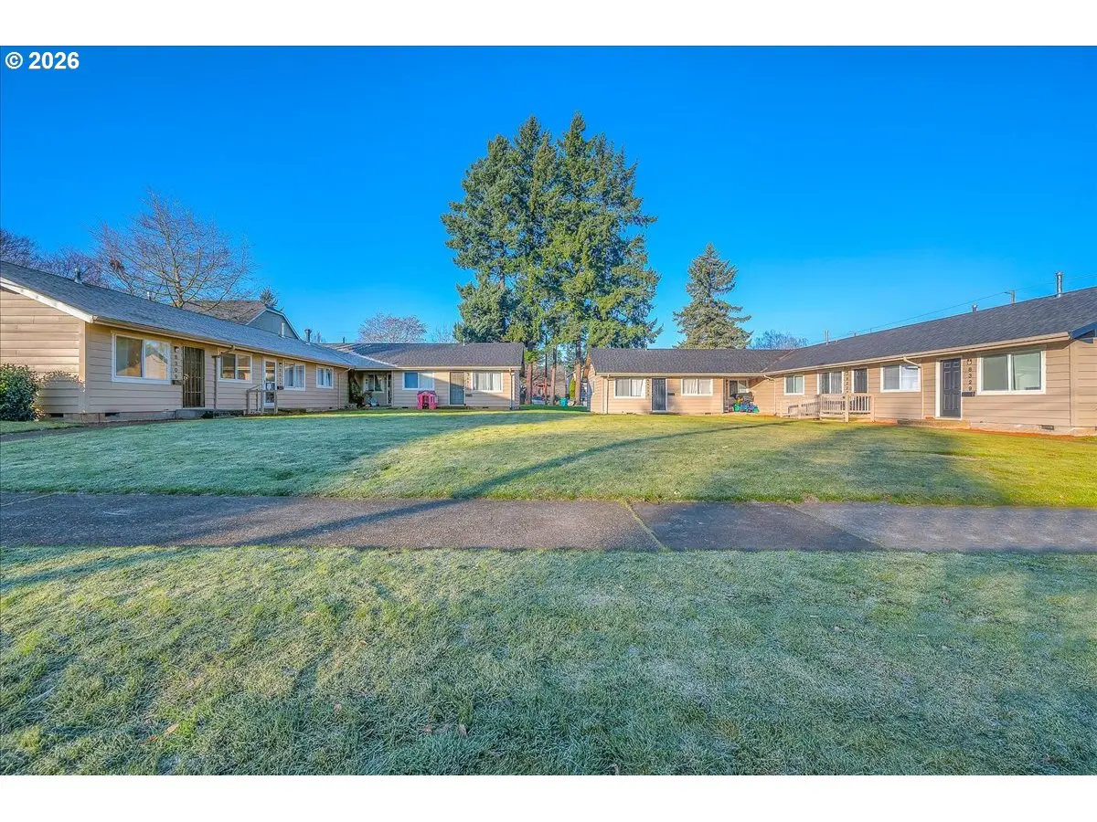 8309 8315 N DWIGHT AVE, Portland, OR 97203