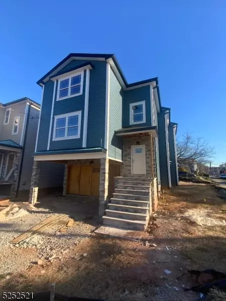 Elizabeth City, NJ 07208,301 Chilton