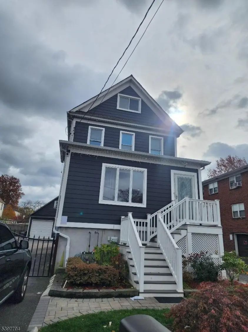 30 E 15Th St, Linden City, NJ 07036