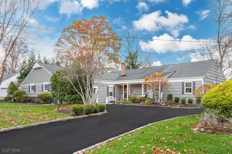 Roseland Boro, NJ 07068,11 Rall Ct