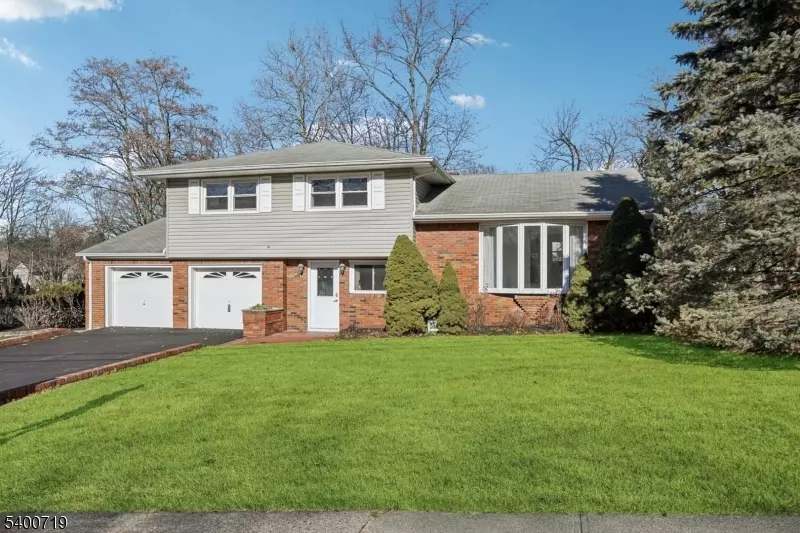 Wayne Twp., NJ 07470,27 Stanford Pl