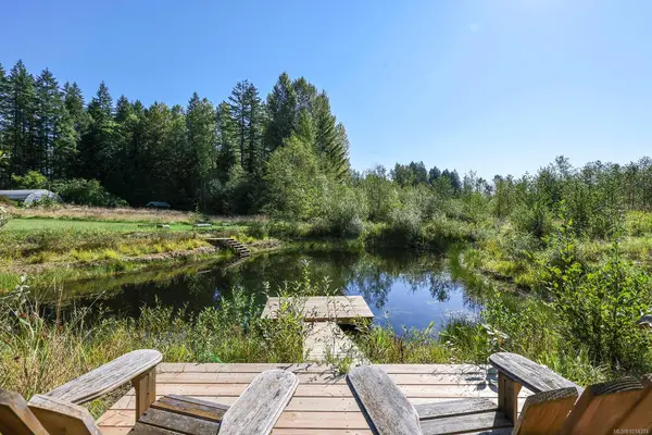 4256 Macaulay Rd, Black Creek, BC V9J 1E1