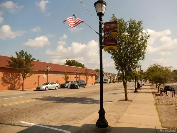 South Lyon, MI 48178,333 S LAFAYETTE ST