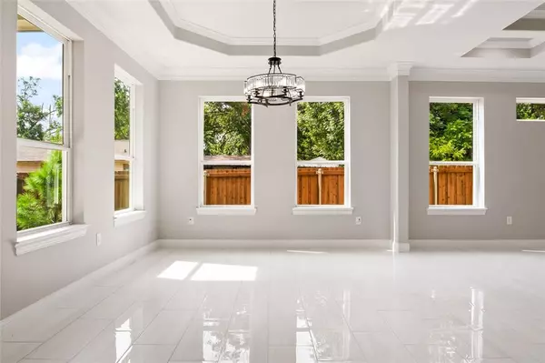 Dallas, TX 75212,3102 Chicago Street