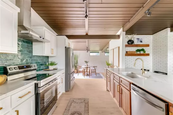 Dallas, TX 75220,3611 Marsh Lane Place