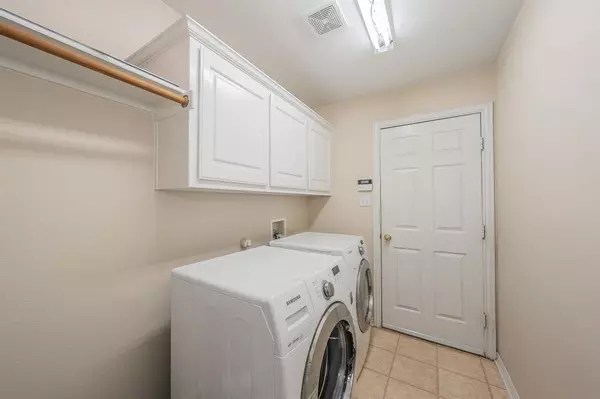 Arlington, TX 76001,2306 Bear Run Road