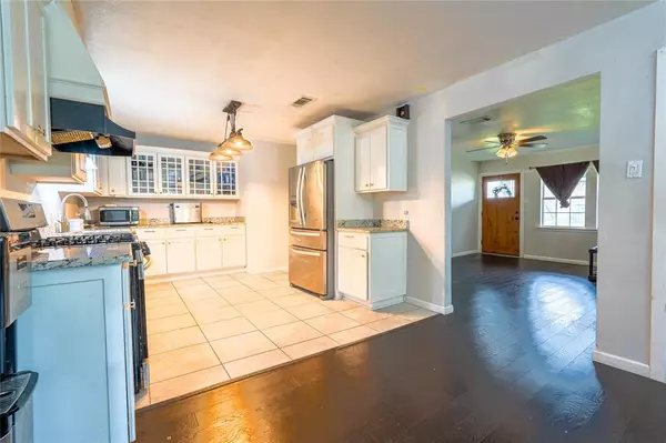 Robinson, TX 76706,200 W Greenbriar Street