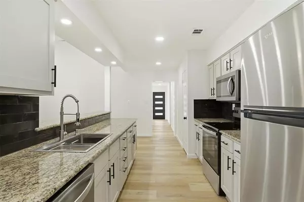 Plano, TX 75023,6808 Beeman Drive