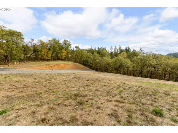 Oakland, OR 97462,800 SE 5TH ST