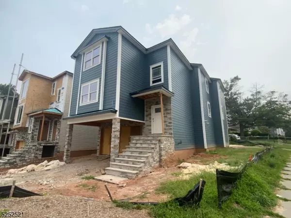 Elizabeth City, NJ 07208,301 Chilton