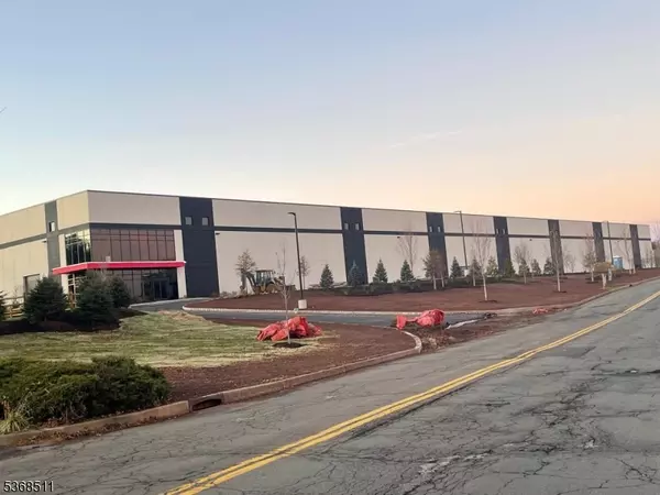 Raritan Twp., NJ 08822,11 Royal Rd