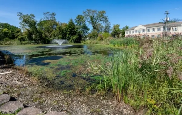 123 Columbia Tpke, Florham Park Boro, NJ 07932