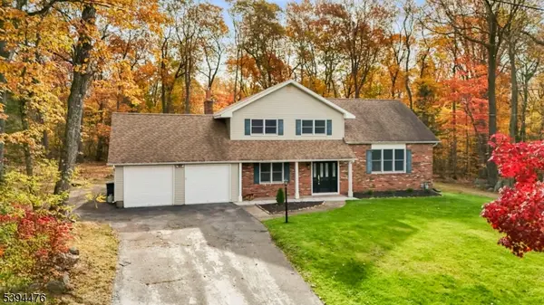 27 Jefferson Dr, Roxbury Twp., NJ 07836