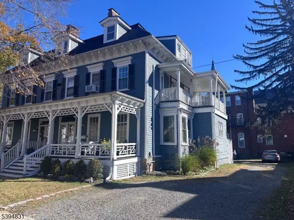 Morristown Town, NJ 07960,4 Perry St