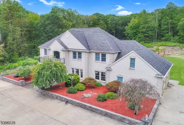 87 Walnut Valley Rd, Blairstown Twp., NJ 07832