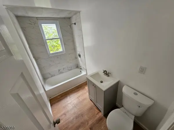 518 E 23Rd St #1F, Paterson City, NJ 07514