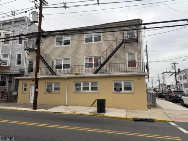 Paterson City, NJ 07522,58 Wayne Ave