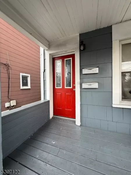 North Plainfield Boro, NJ 07060,26 Summit Avenue