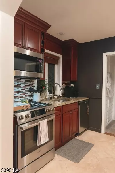 Clifton City, NJ 07013,56 Gould St